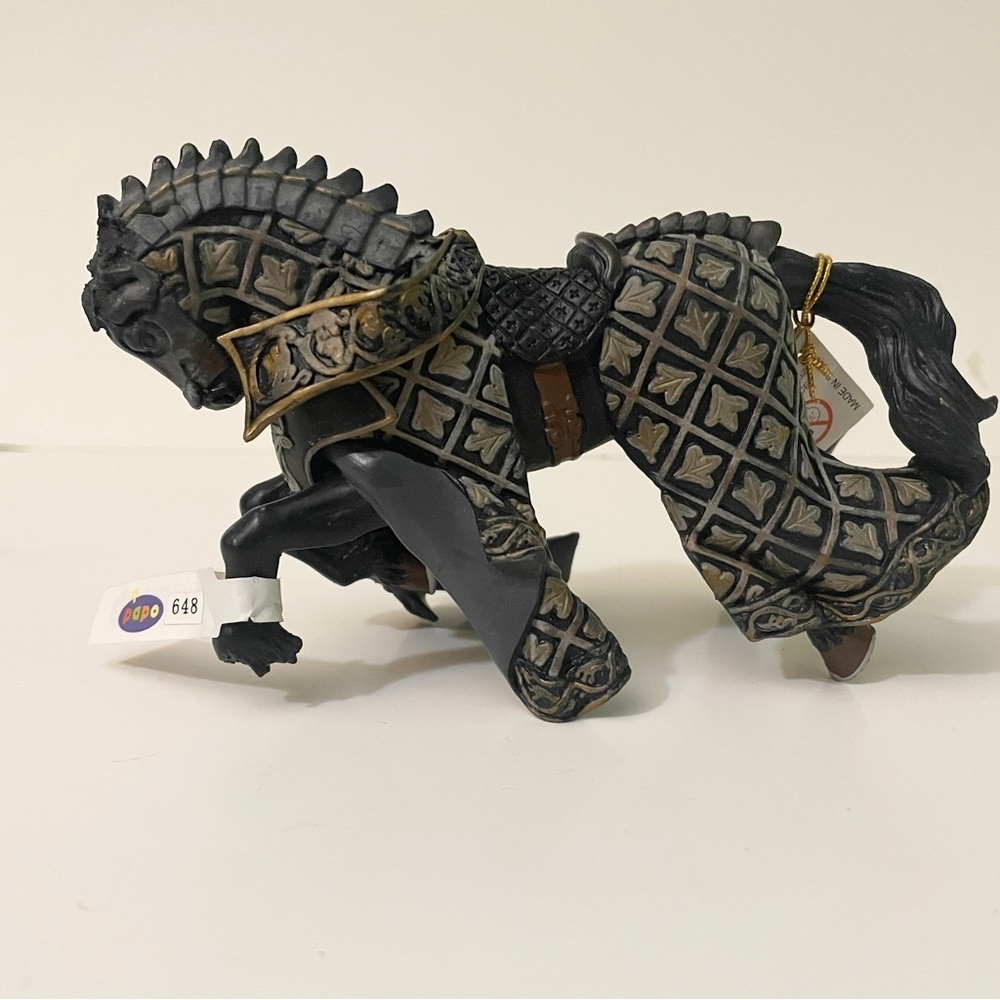 Papo 2007 Black Armoured Knight’s Horse Medieval Figurine